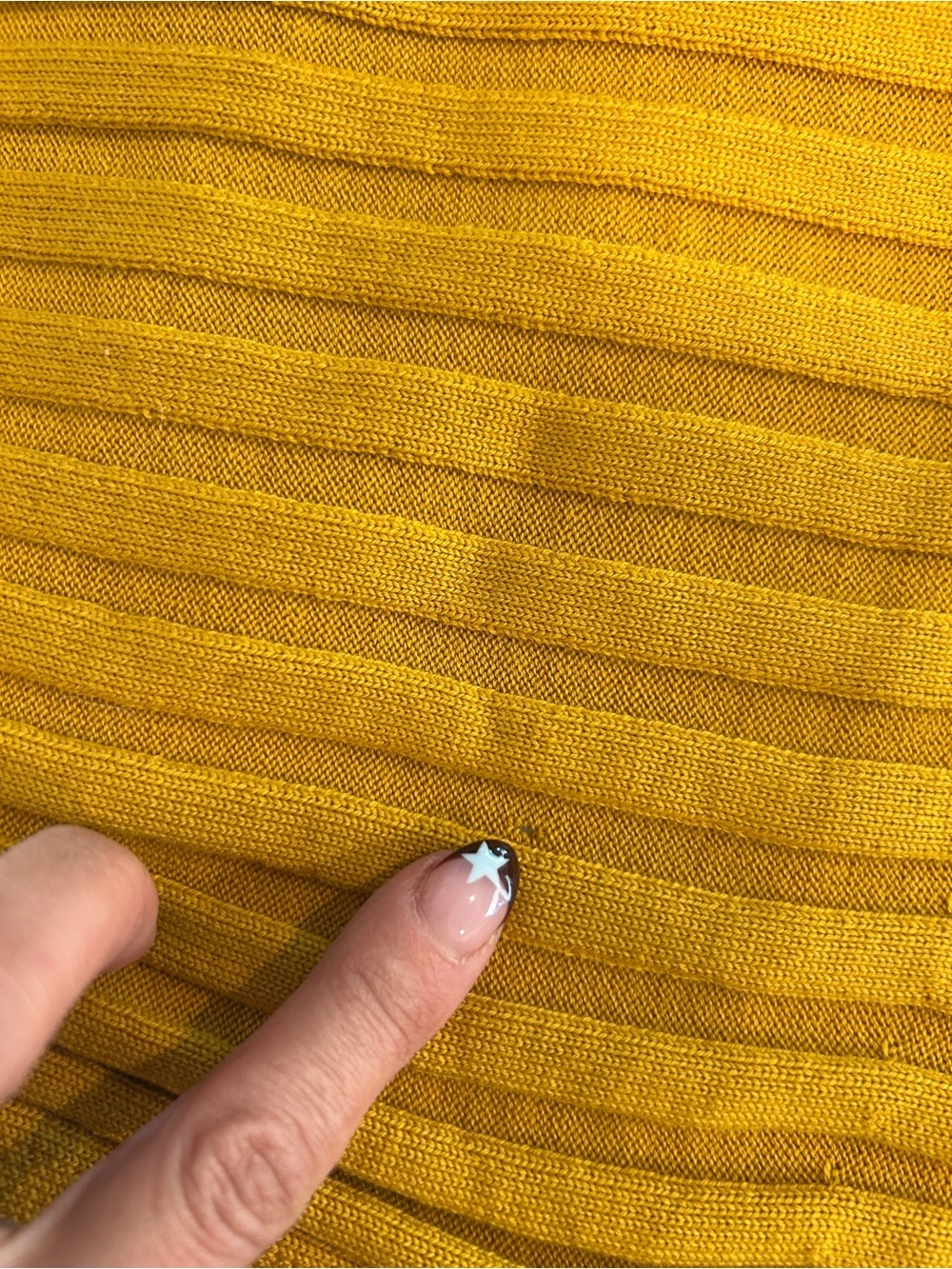 COS Ribbed Roll-Neck Scarf 100% wool - Picture 8 of 8